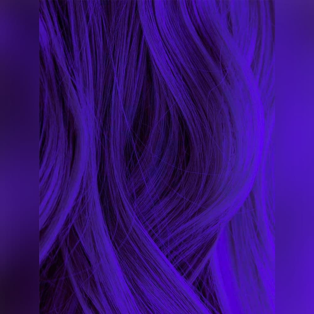 Краска для волос Iroiro 20 Purple на волосах