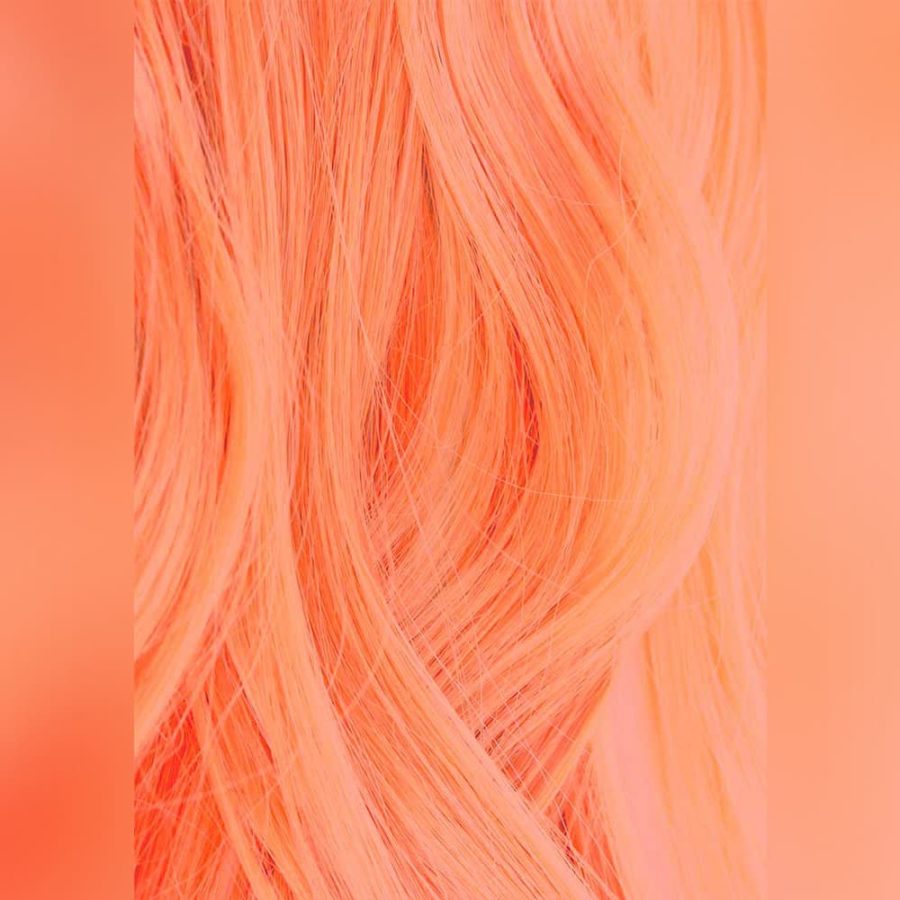Краска для волос Iroiro 250 Peach на волосах